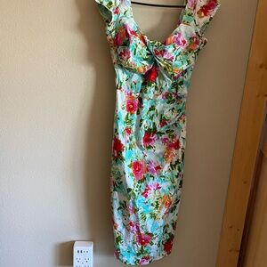 Stop Staring! Floral Fit & Flare Dress Sweetheart Midi Short Sleeve Size M
